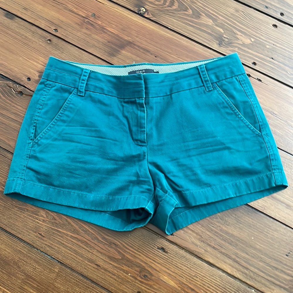 Women’s J crew chino green shorts size 6